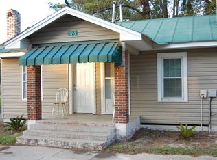 1055 Morris Cir SE #3, Darien, GA 31305