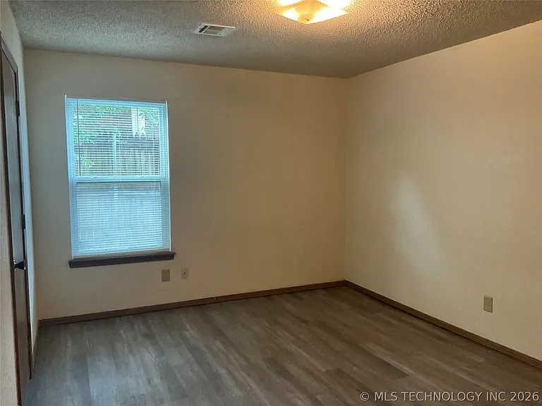 6723 S 78th East Ave — Photo 20