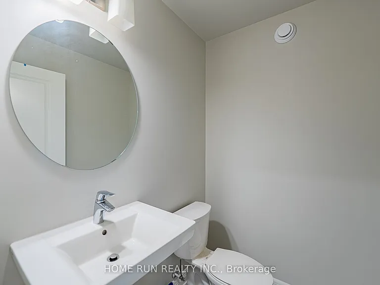 235 Ketchikan Cres — Photo 33