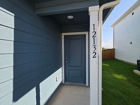 2nd image of 12132 Morgan Dr