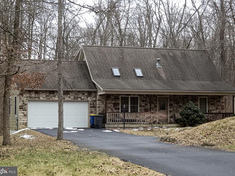 1st image of 682 Woodburne Rd
