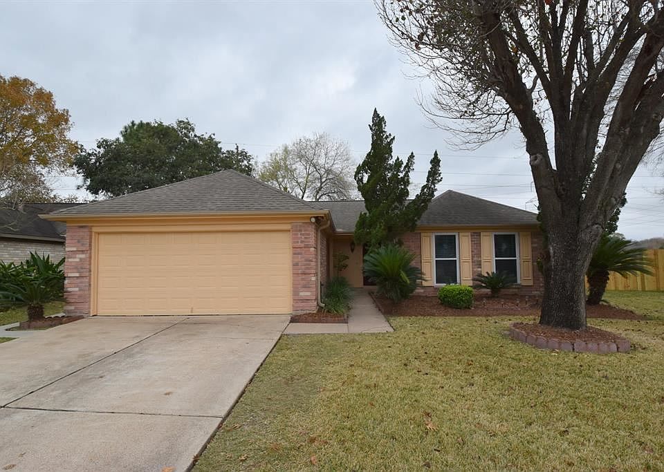 1st image of 21458 Park Bishop Dr