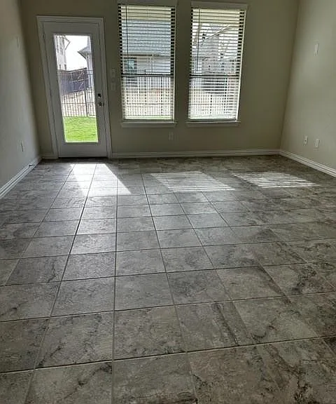427 Alpha Rd — Photo 9
