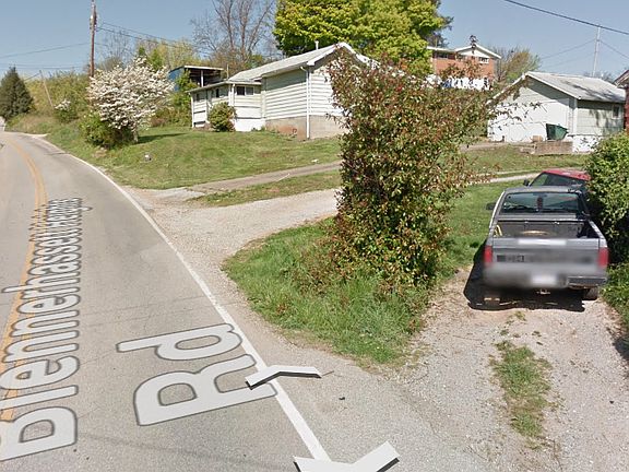 2nd image of 2367 Blennerhassett Hts