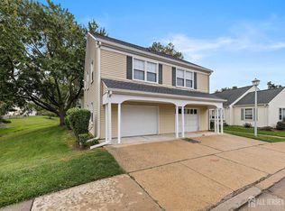 420 Newport Way, Monroe Township, NJ 08831