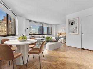 245 E 44th St APT 32F, New York, NY 10017