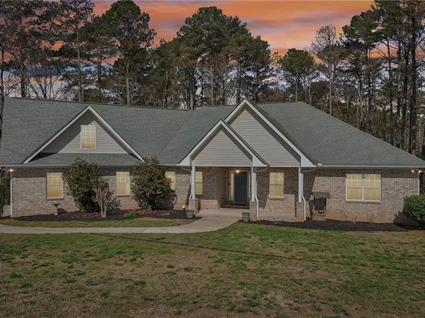 7055 Bannister Rd, Cumming, GA 30028