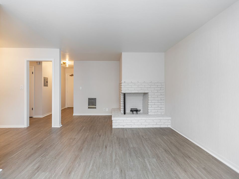 1st image of 2173 Pacific Ave #307
