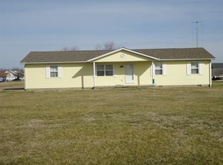 1525 Yockey Rd, Mitchell, IN 47446