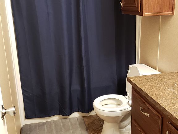 2nd Full Bathroom 
