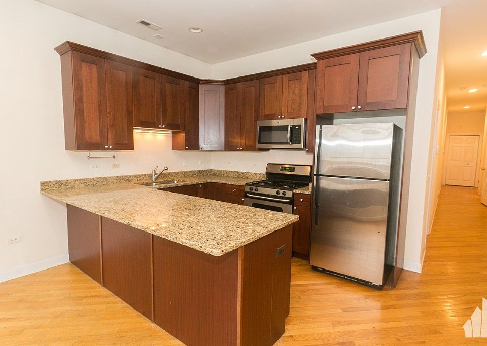 1st image of 1438 W Belmont Ave #3B