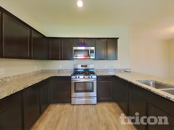 5th image of 7719 London Tower Ln