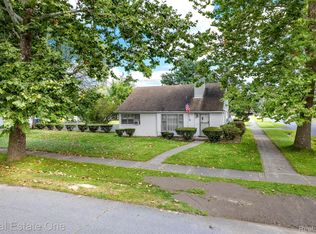 16808 Centralia, Redford, MI 48240