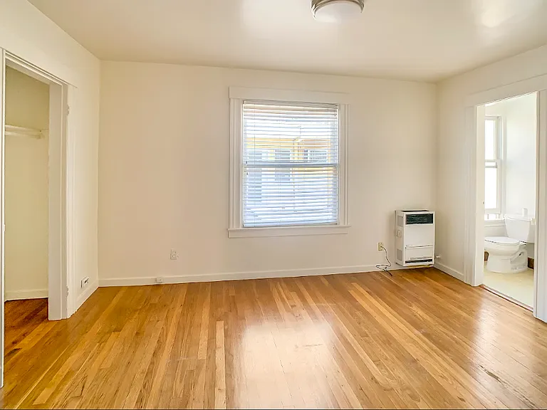 2427 Durant Ave #6 — Photo 3