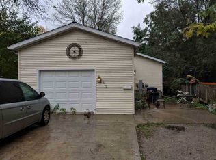 227 S Buchanan St, Green Bay, WI 54303