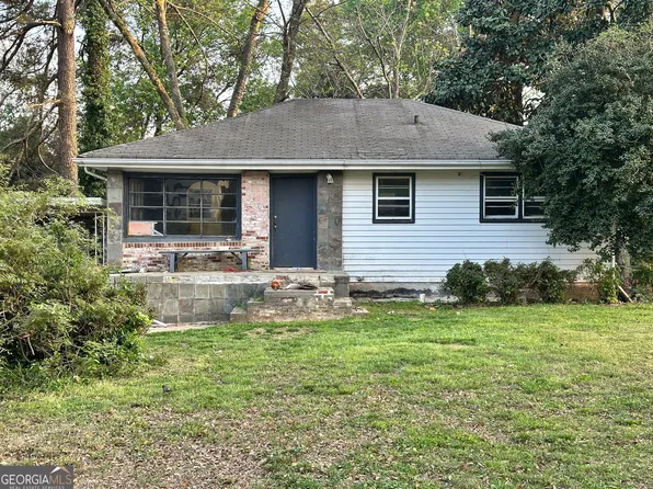 2389 Woodside Way, Chamblee, GA 30341