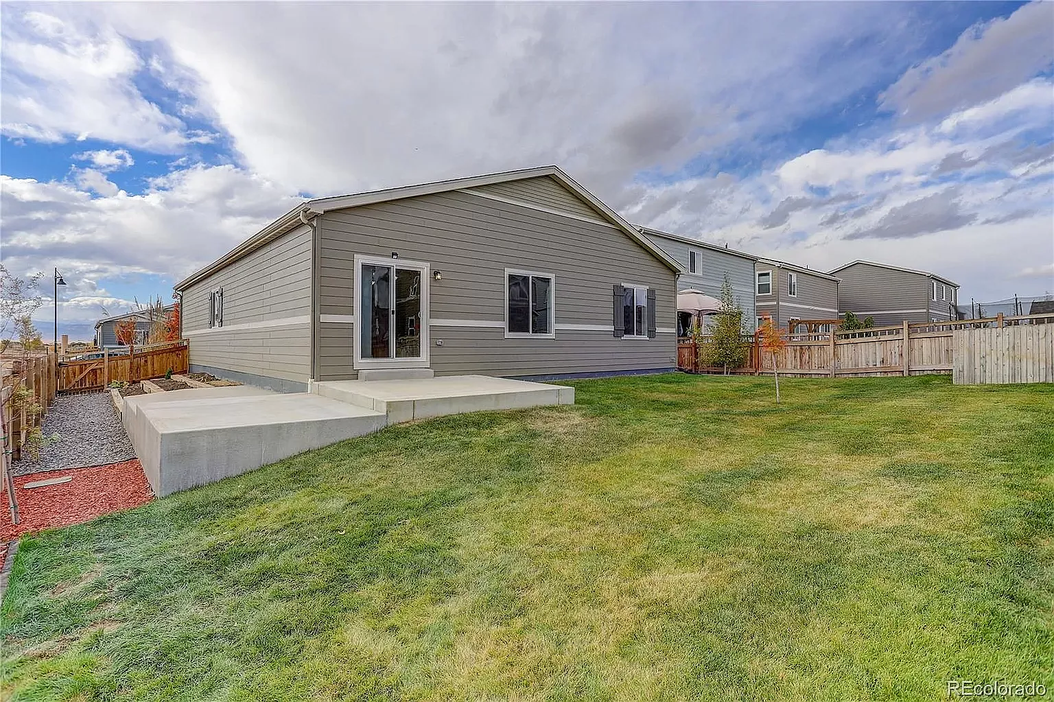3 bed, 1610 sqft, $2,500 — Photo 3
