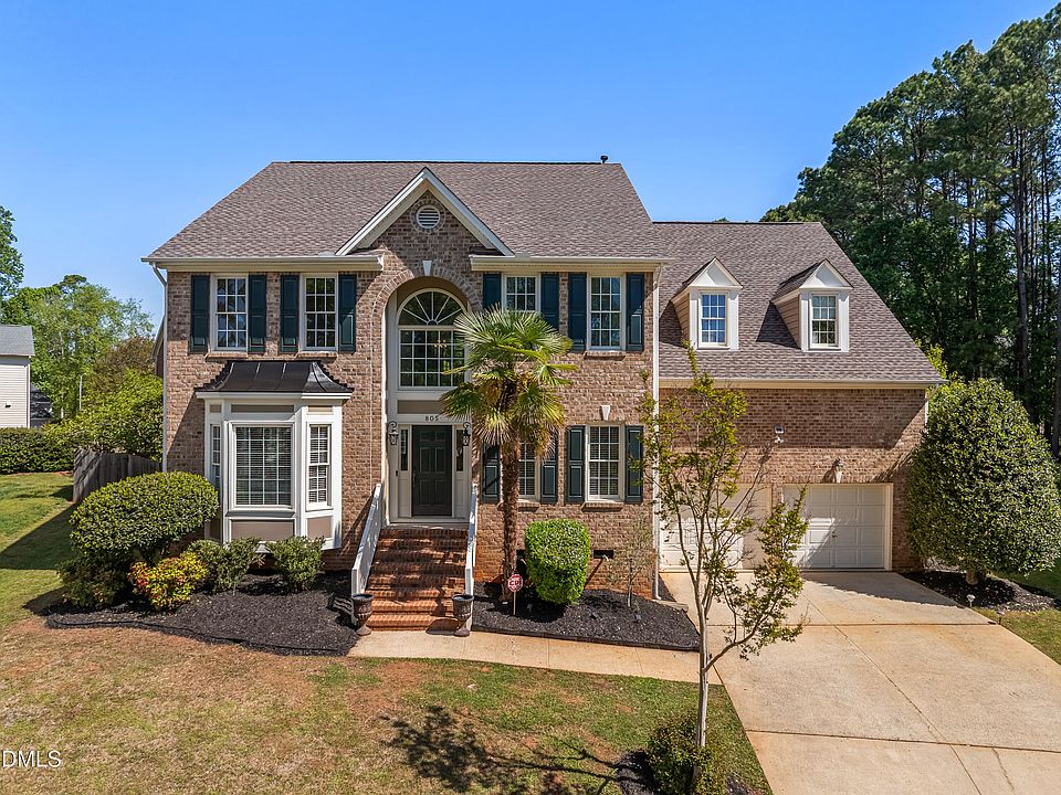 1st image of 805 Cricketfield Ln