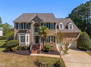 805 Cricketfield Ln, Cary, NC 27518