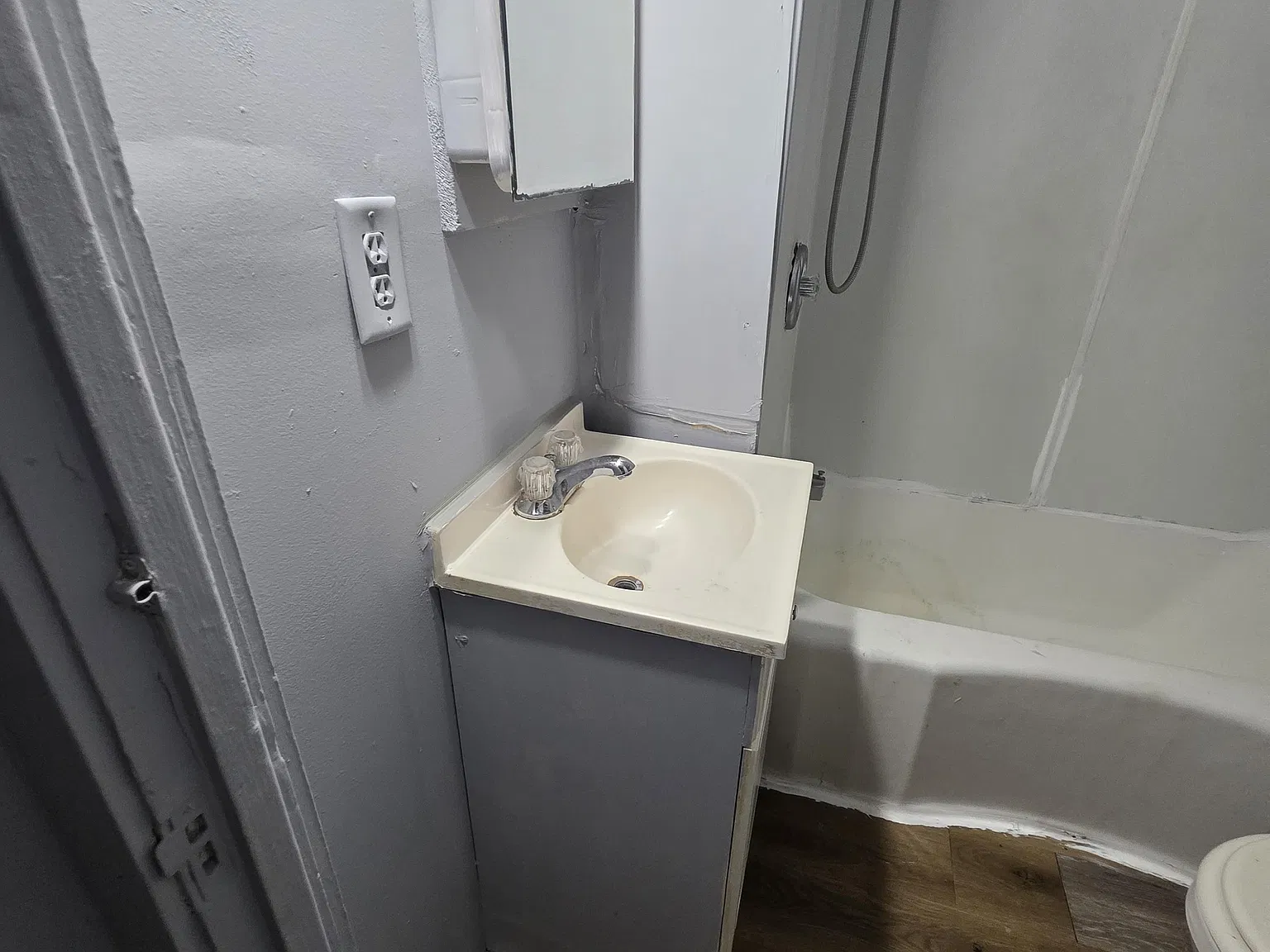 2 bed, 968 sqft, $925 — Photo 4