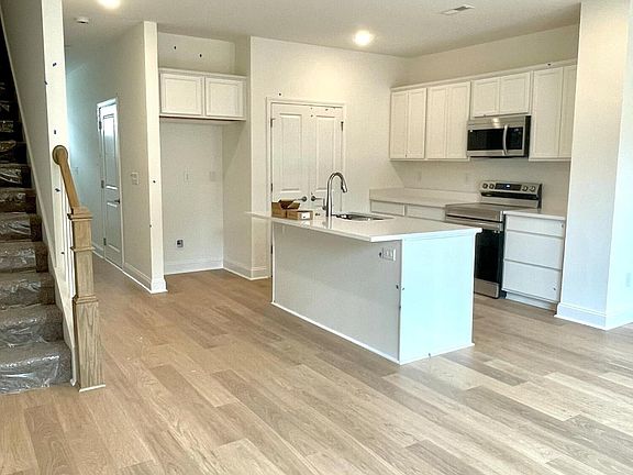 2nd image of 9171 Rolling Stone Way