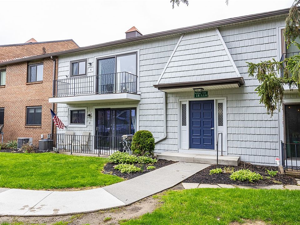 1st image of 18-2 Great Wood Ct