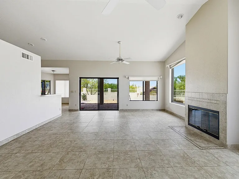 17422 E Flat Rock Dr — Photo 10