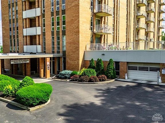 4th image of 2230 S Patterson Blvd APT 21