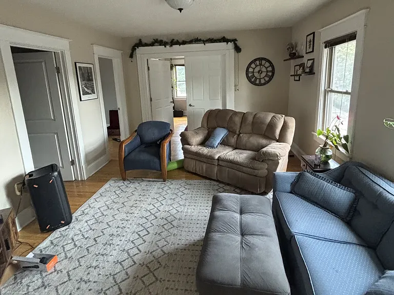 3010 Grand St NE #2 — Photo 5