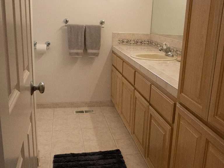 310 Alma Ln — Photo 21