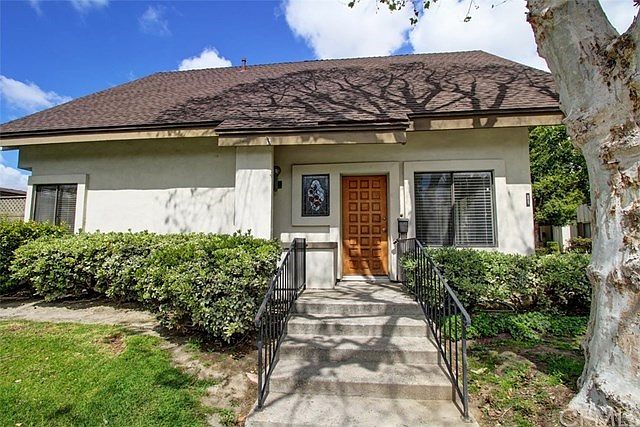 1st image of 9933 Karmont Ave