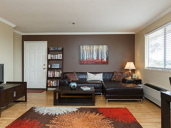 3rd image of 3759 Florida St #6C