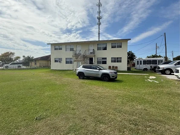 124 NW 12th Dr, Belle Glade, FL 33430