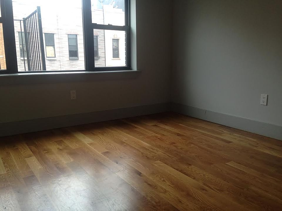 2nd image of 793 Hart St APT 3R