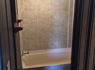 1030 Halls Creek Rd #8, Elizabeth City, NC 27909