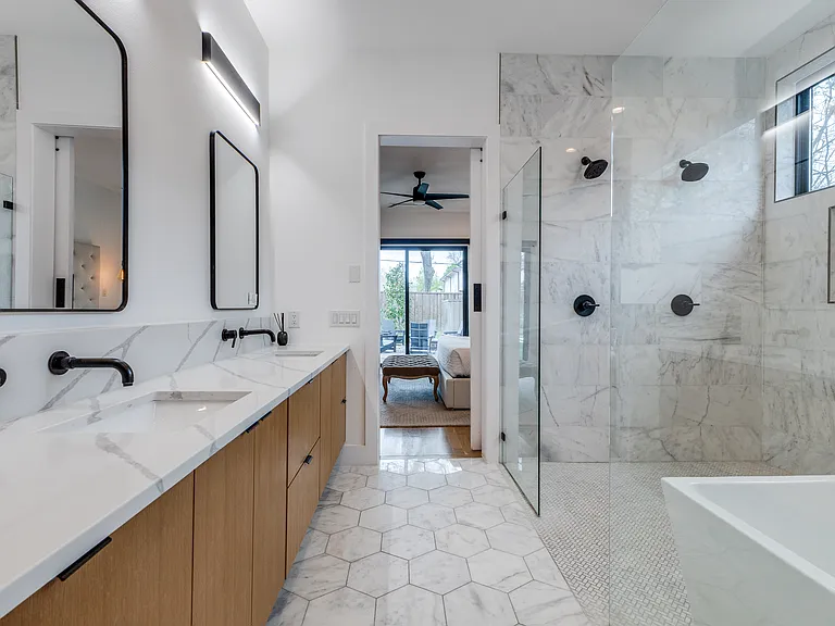 6023 Richmond Ave — Photo 25