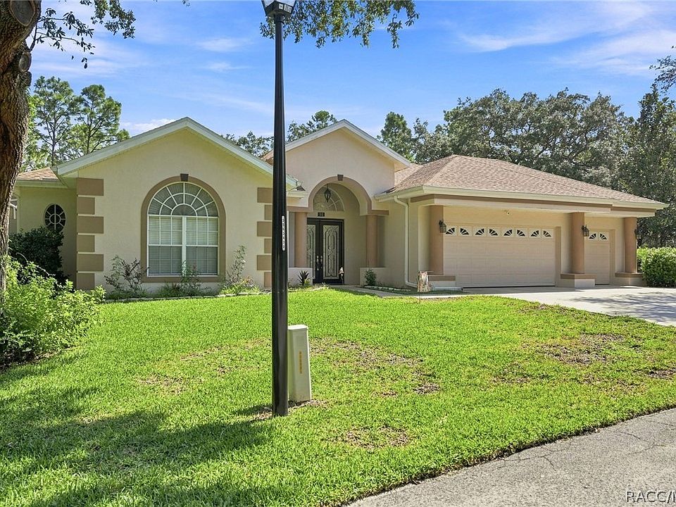 1st image of 14 Honeysuckle Ct N