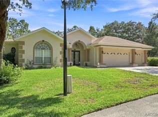 14 Honeysuckle Ct N, Homosassa, FL 34446