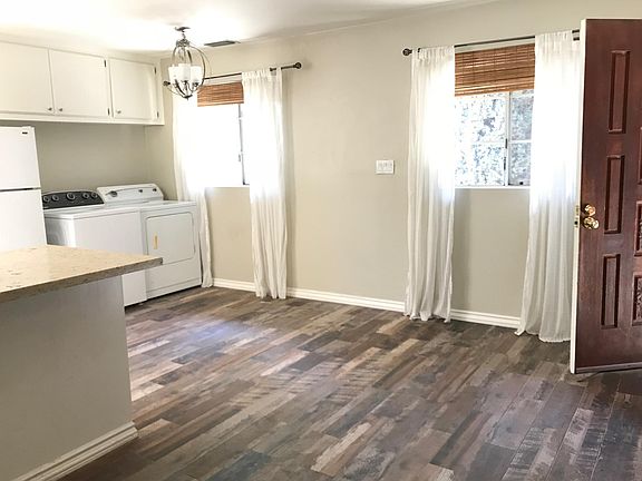 3rd image of 1306 N Wilson Ave #2