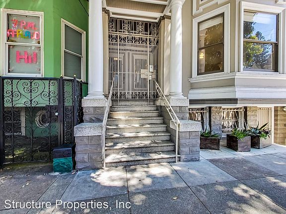 4th image of 1810 Page St