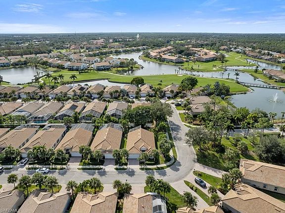 3rd image of 284 Glen Eagle CIR