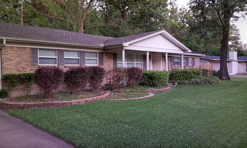 2nd image of 2306 Oliver Ave