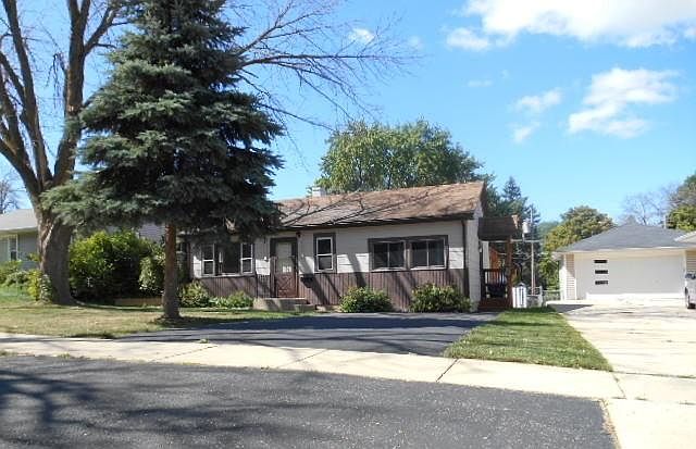 1st image of 132 N Marion Ave