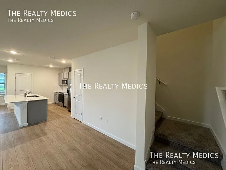 16594 Barbours Creek Way — Photo 11