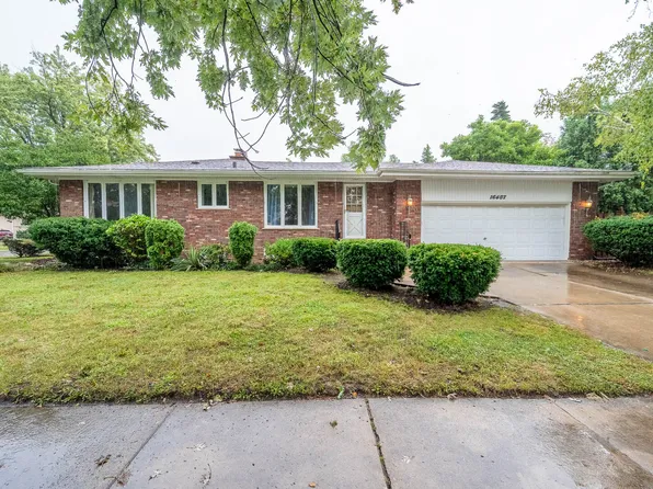 16407 Woodlawn Ave E, South Holland, IL 60473