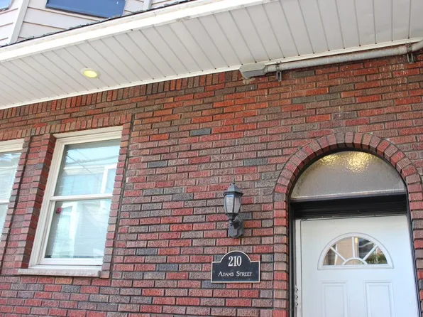 210 Adams Street image 11 of 11