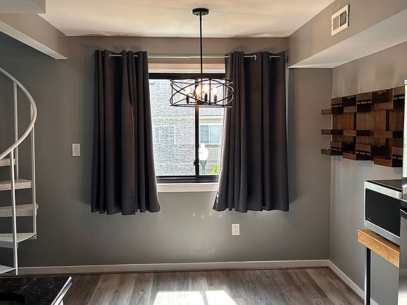5th image of 914 Gregorys Way