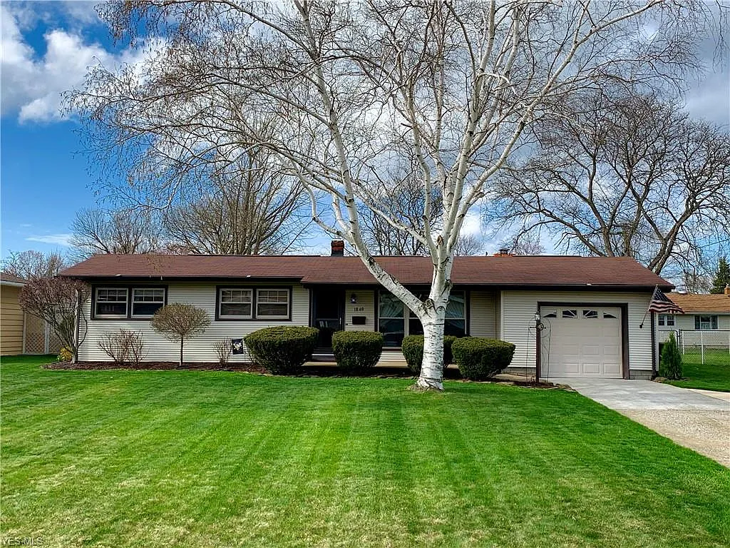 1840 Sequoya Dr photo 1