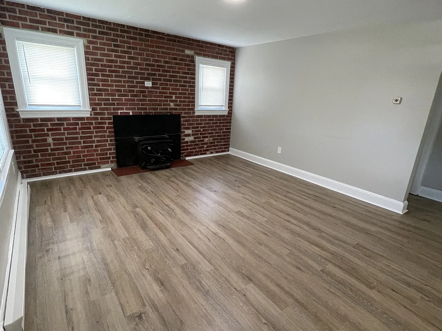 122 Marshall Street - 1 — Photo 2