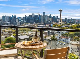 100 Ward St APT 601, Seattle, WA 98109